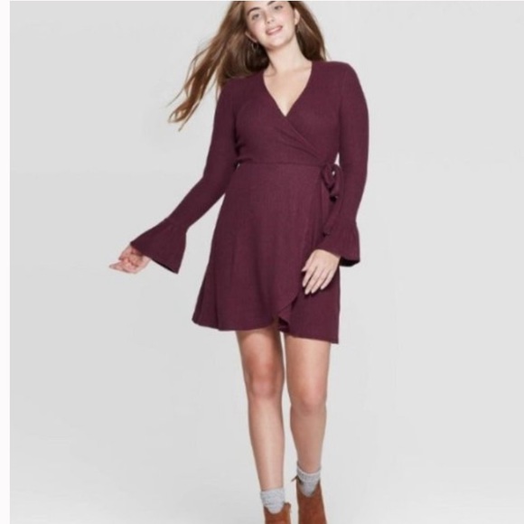 Xhilaration Dresses & Skirts - NWT Xhilaration Long bell sleeve Knit Wrap Dress